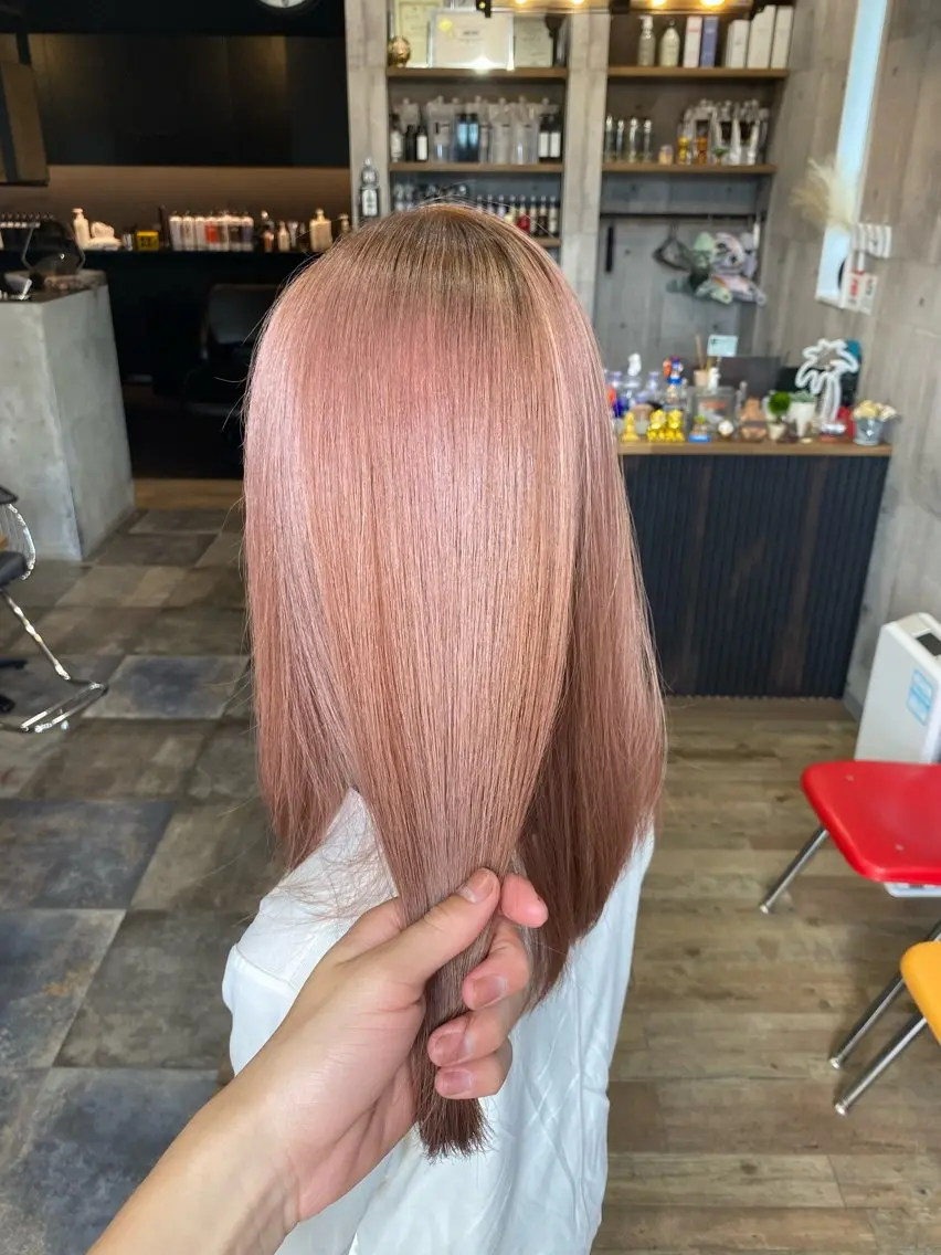 ロング カラー ヘアカラー わたぬき りるのヘアスタイル