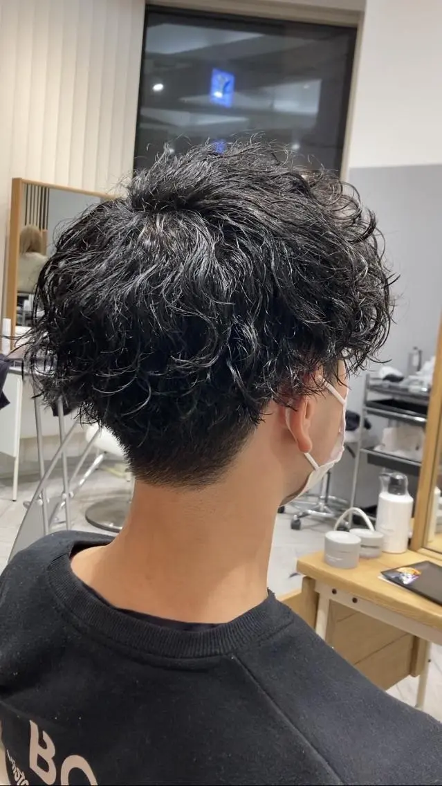 カット＋波巻きパーマ＋内部修復トリートメントの写真