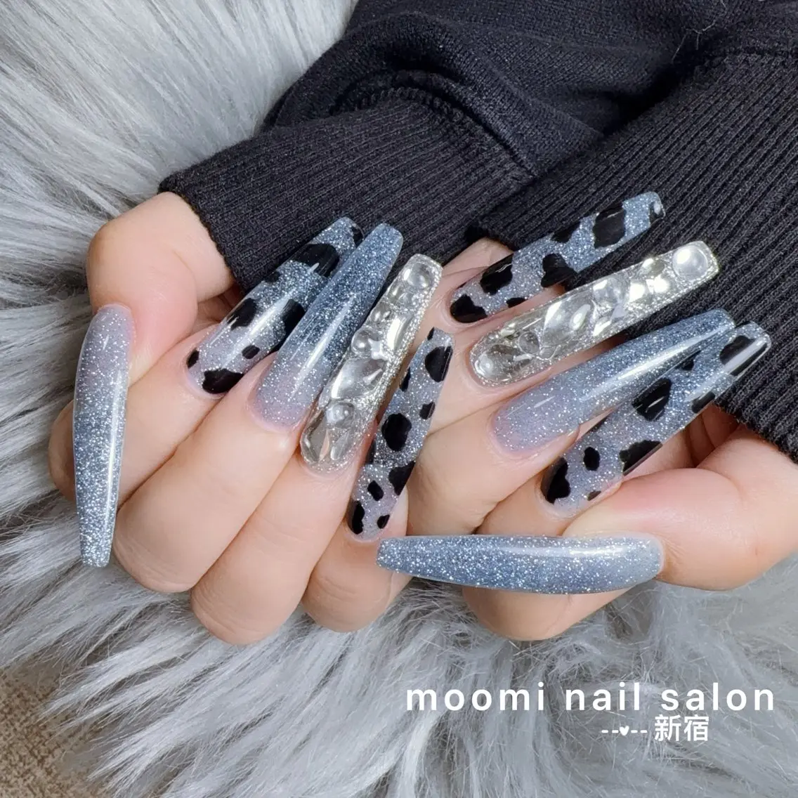 ネイル チークネイル フレンチネイル ジェルネイル グラデーション ハート ハンドネイル moomi nail スカルプ専門のネイルデザイン