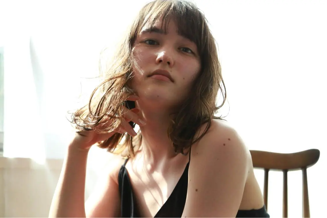 ミディアム カラー 中川 茜里のヘアスタイル