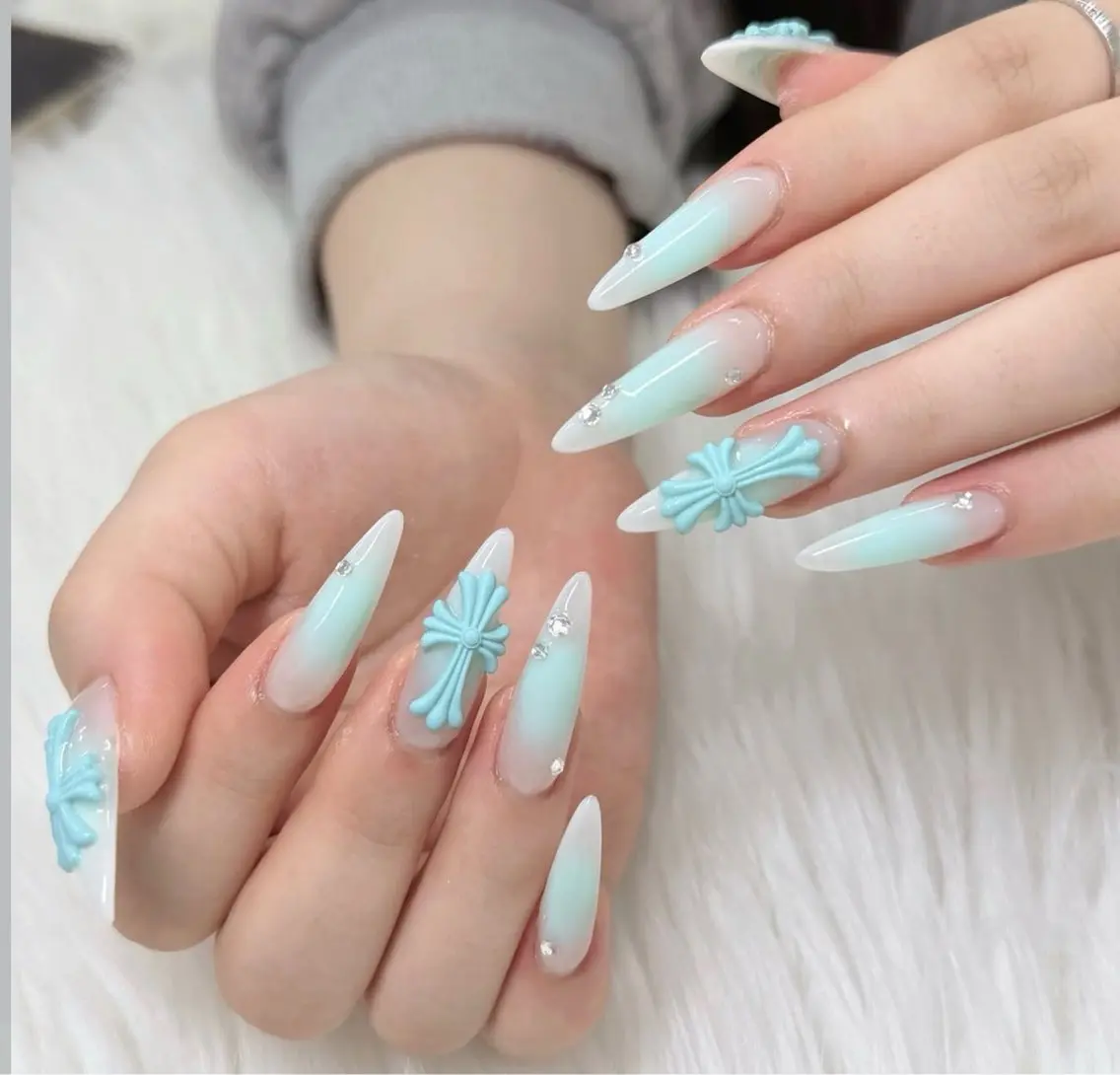 【Hand】チップ長さだし+立体クロムパーツ+持ち込みデザインの写真