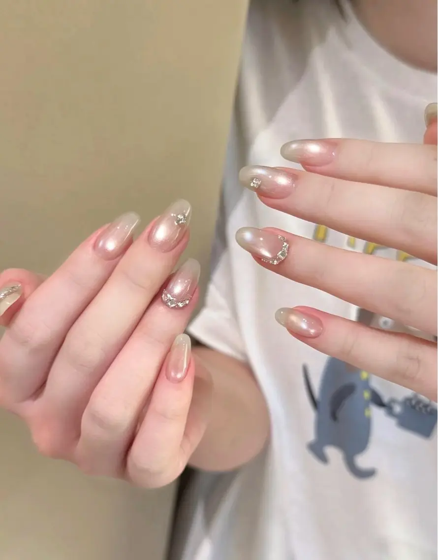 ネイル アートネイル フレンチネイル マグネットネイル ミラーネイル オフィスネイル ハンドネイル Blossom nail_研修のネイルデザイン