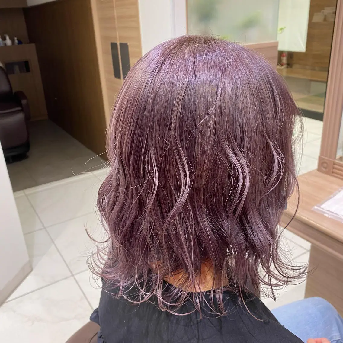 ショート カラー 飯田 みづきのヘアスタイル