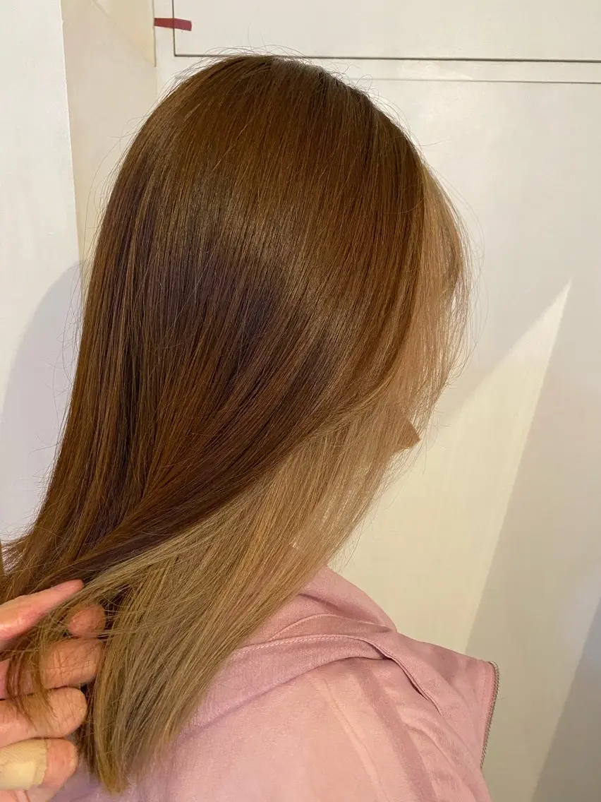 ポイントブリーチ+ポイントカラーの写真