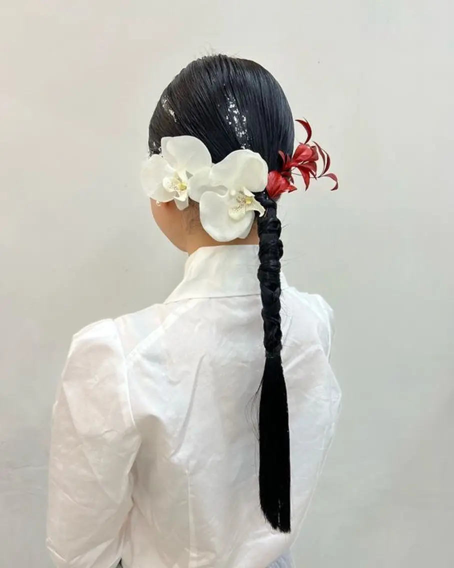 お呼ばれ・結婚式・イベント💐ゆるふわヘアセットの写真