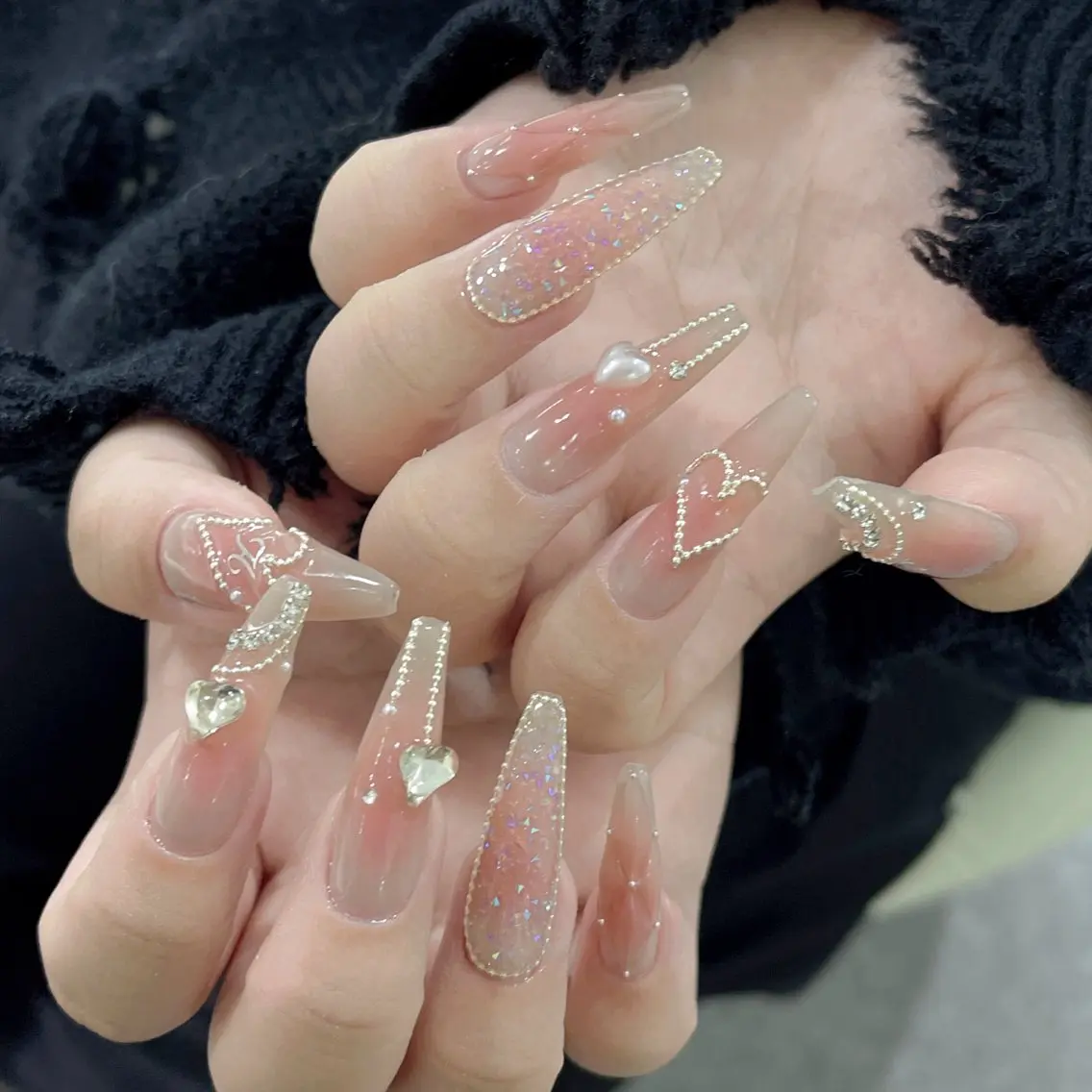 ネイル ハンドネイル Queens ciciのネイルデザイン