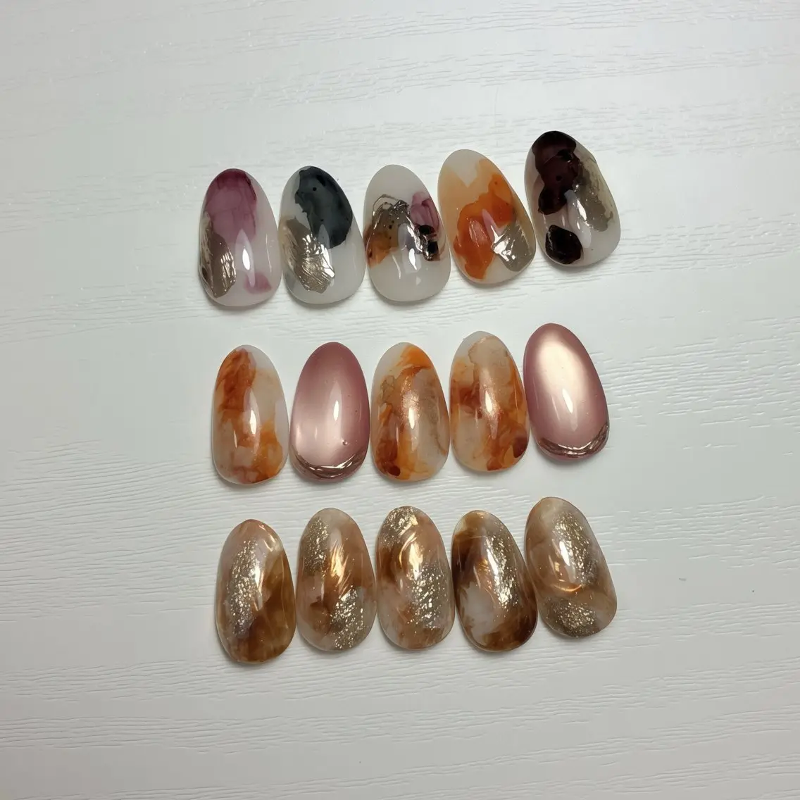 ネイル フットネイル 氷ネイル・うるうるネイル マグネットネイル ニュアンスネイル シンプルネイル ハンドネイル nail salon anoneのネイルデザイン