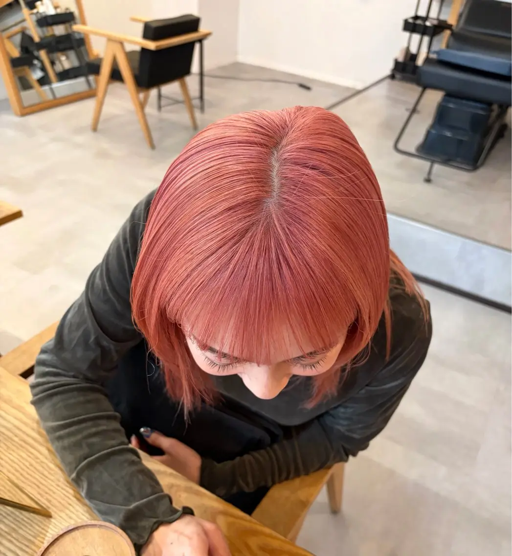 セミロング カラー ダブルカラー 南堀江レイヤーカット MIKU🍒のヘアスタイル