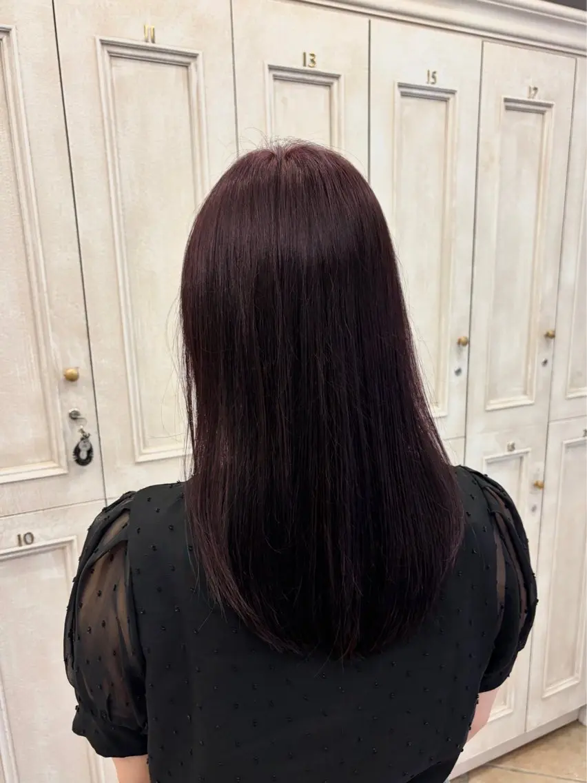 セミロング カラー ブラウンカラー カシス ヘアカラー 阿部 未來のヘアスタイル