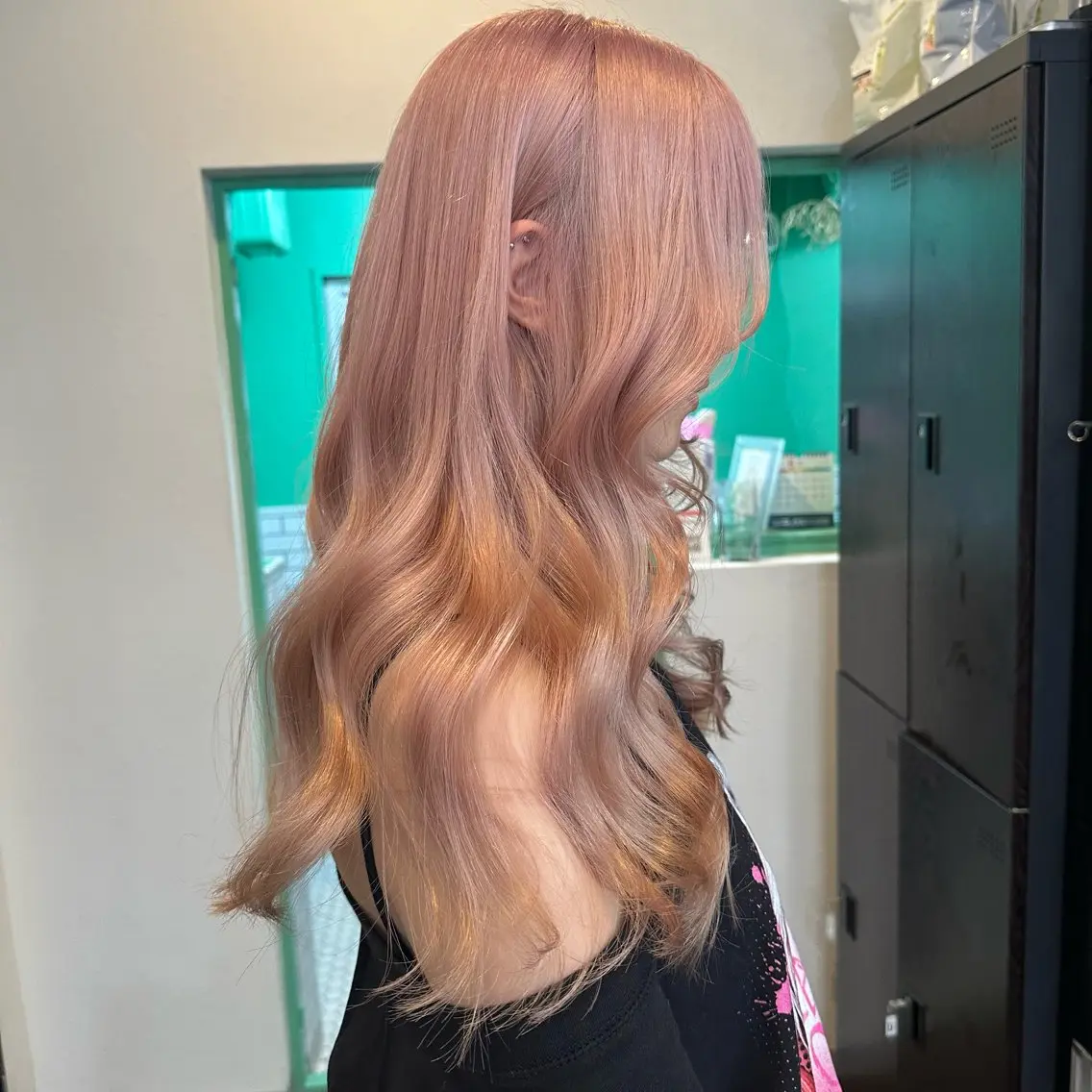 ロング ハッシュカット レイヤーカット カット ヘアカラー レイヤーカット🎀 MIYU💖のヘアスタイル