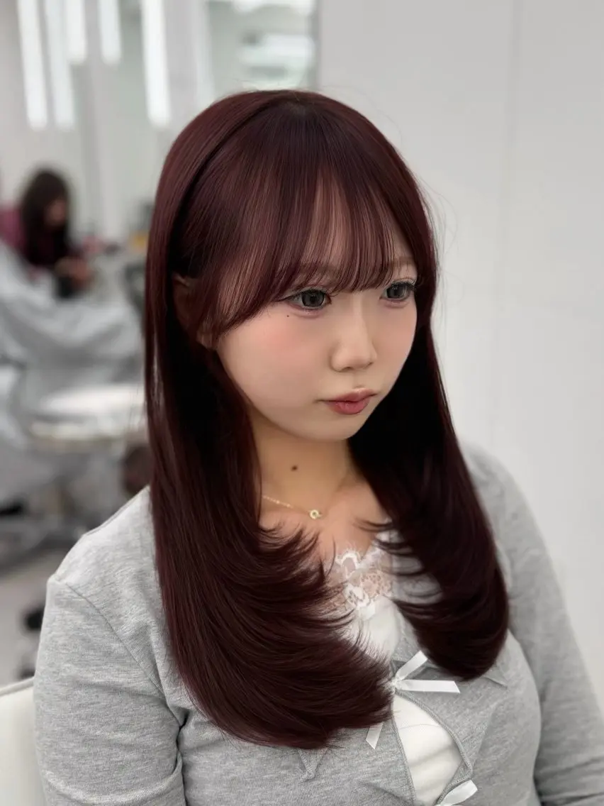 ロング カラー くびれヘア 顔周りカット 韓国風ヘア レイヤーカット 小顔カット カット ヘアカラー トリートメント 韓国ヘア/顔周り ヘアセット/加藤優里のヘアスタイル