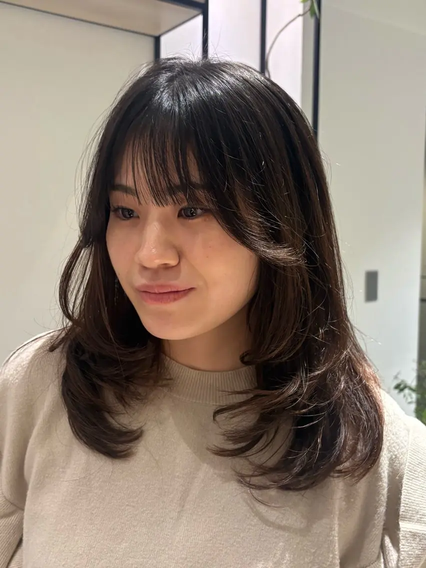 ロング 暖色カラー 奥村陽花のヘアスタイル