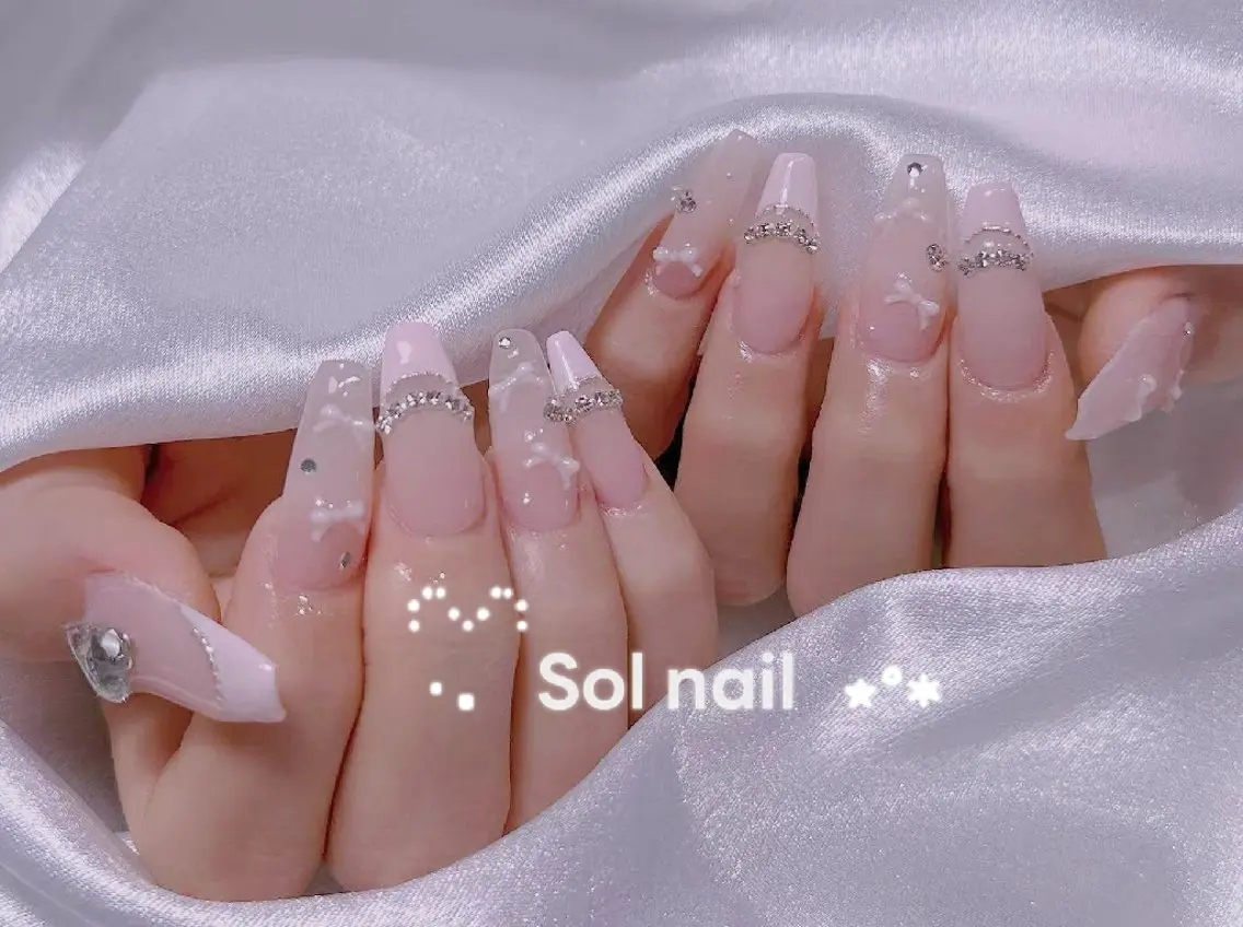 ネイル ハンドネイル ハンドケア Sol Nail ミネのネイルデザイン