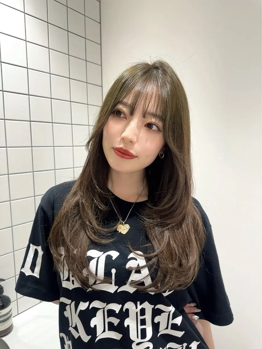 ロング MANA/上野/ カラーモデル🖤✨のヘアスタイル