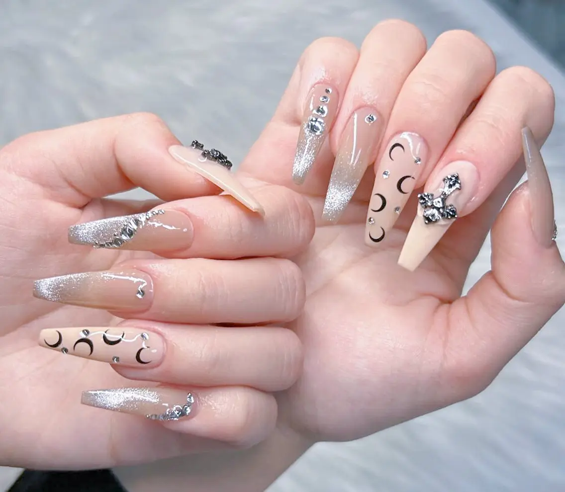 ネイル ハンドネイル Lina nailのネイルデザイン