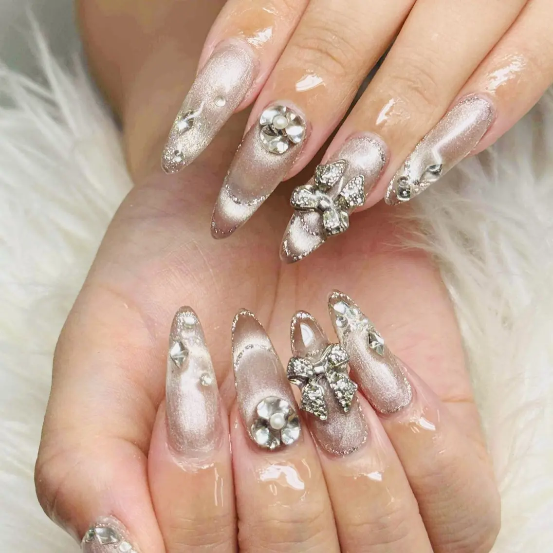ネイル チークネイル 長さ出し フットネイル マグネットネイル 持ち込み ハンドネイル ANH NAIL ゴテゴテ専門店💎のネイルデザイン