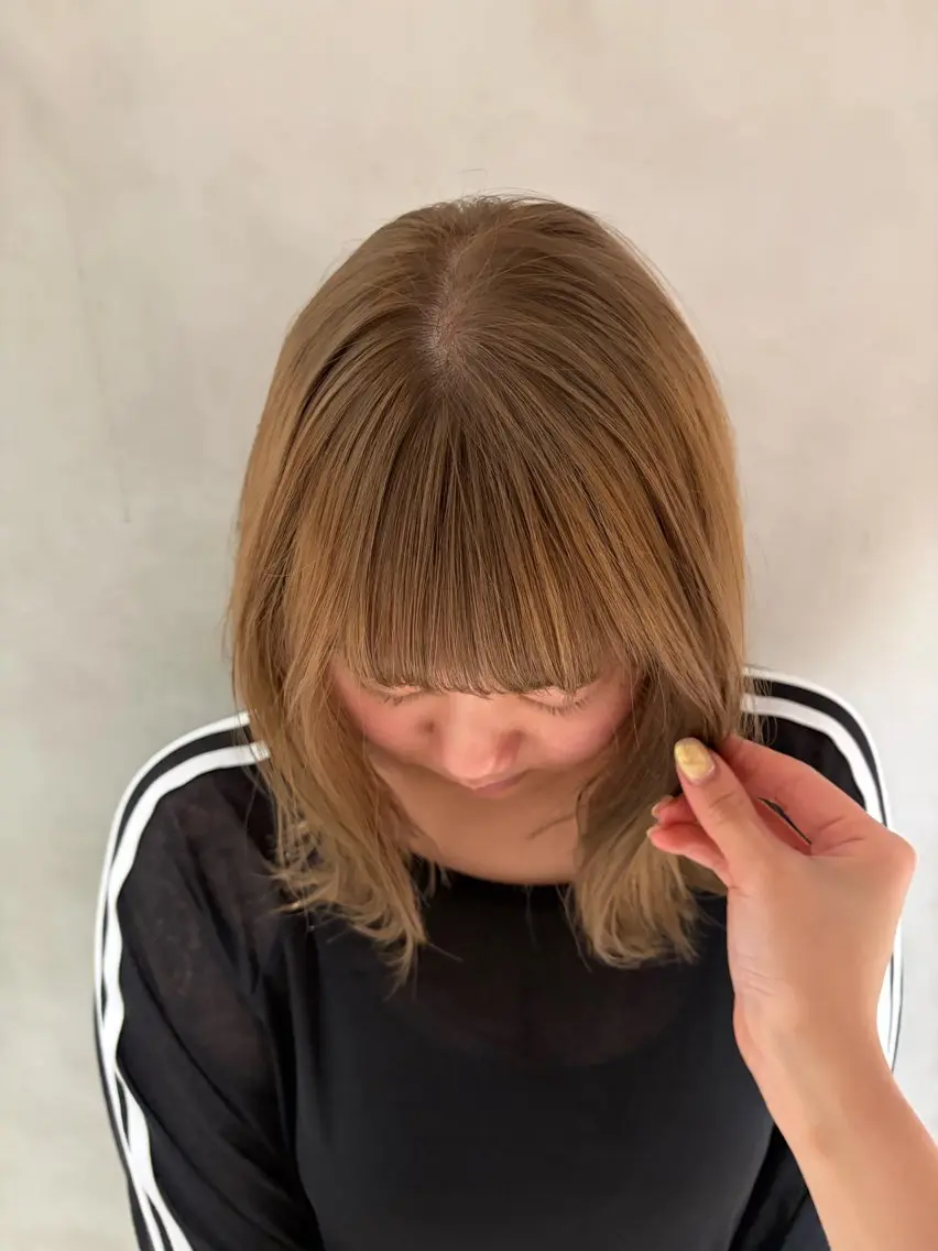 カラー ベージュカラー 透明感カラー ヘアカラー 大庭 鈴歌のヘアスタイル