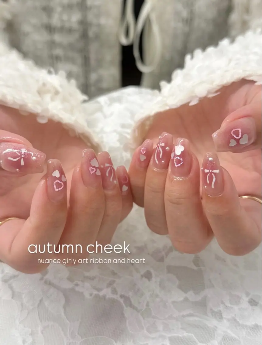 ネイル チークネイル ガーリー ニュアンスネイル リボン ハンドネイル 堺筋本町 memit hiyoriのネイルデザイン