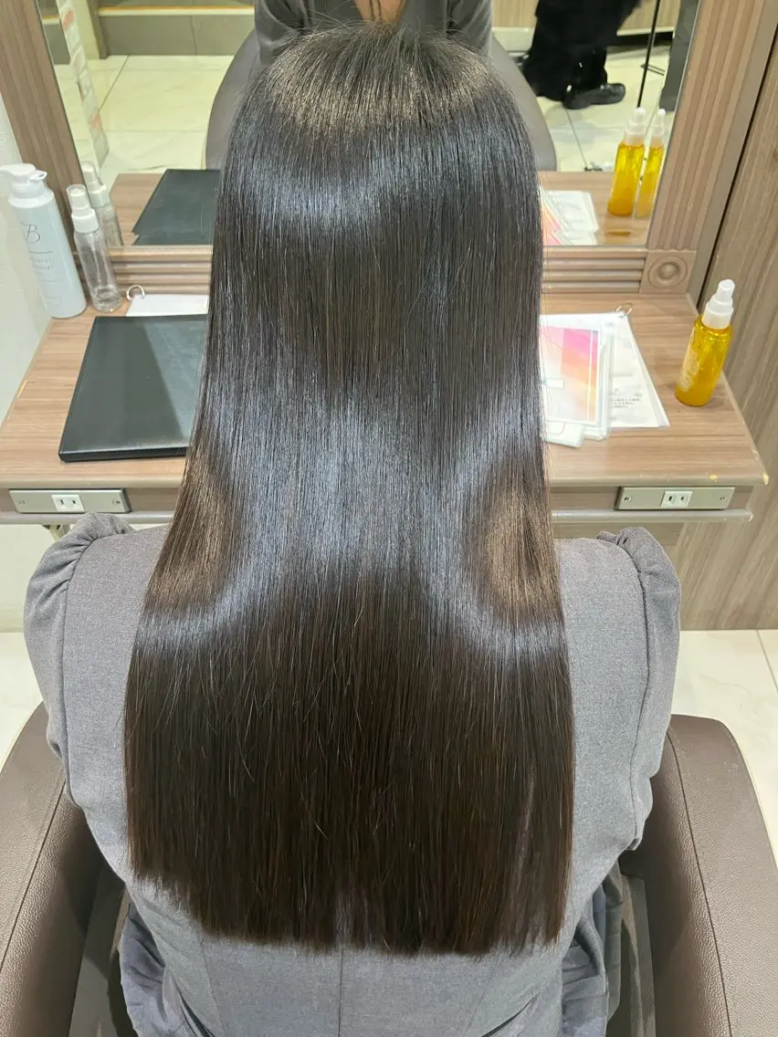 ロング ロング カット ヘアカラー トリートメント ☂️Ash 新杉田☂️山本のヘアスタイル