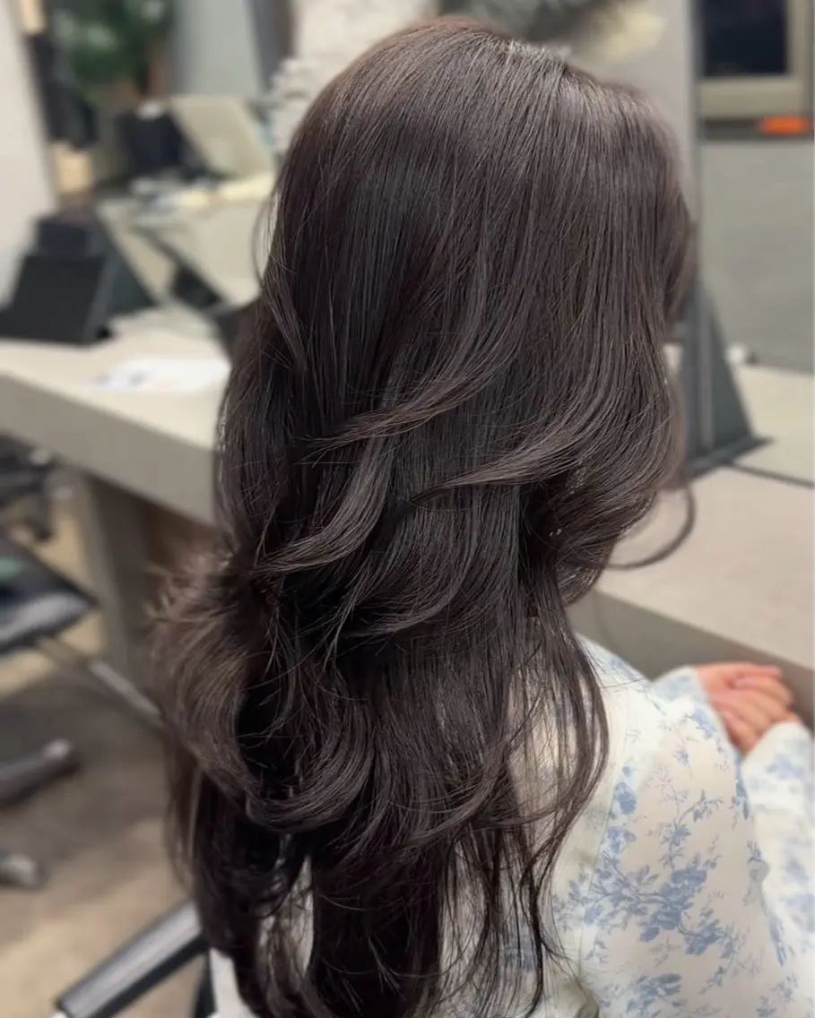 セミロング カット ヘアカラー トリートメント レイヤー/柔らカラー /ゆたのヘアスタイル