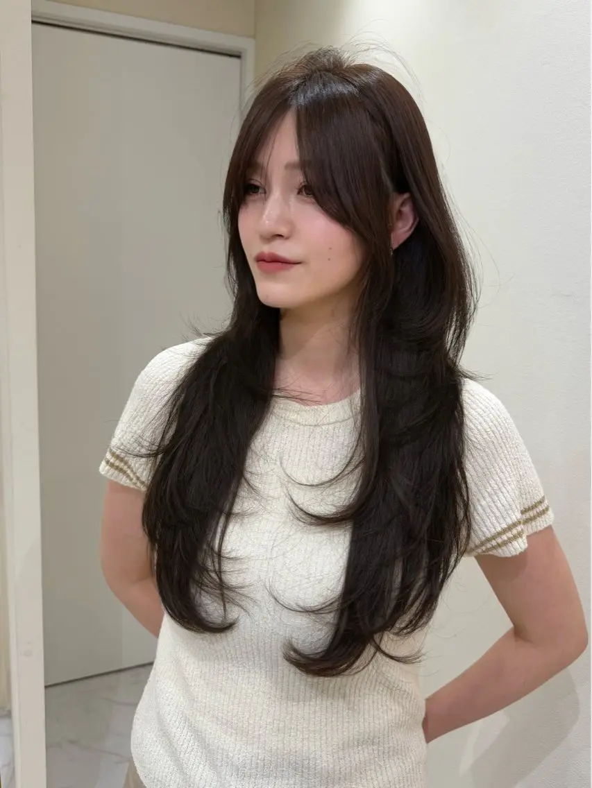 ロング カラー 大人韓国レイヤ ー特化|角岡泉希🩶のヘアスタイル