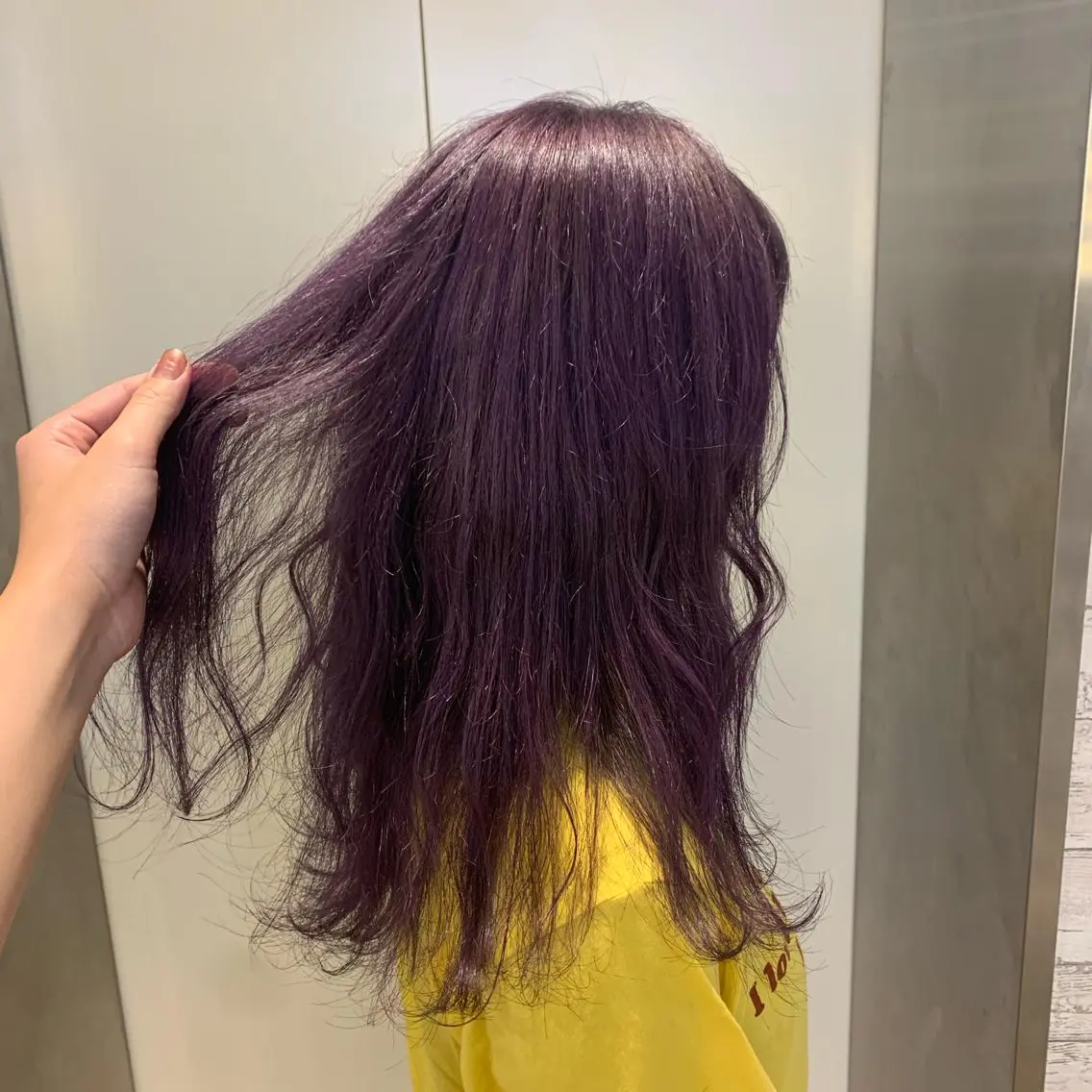 カラー ベージュカラー ブリーチ 天野 利咲のヘアスタイル