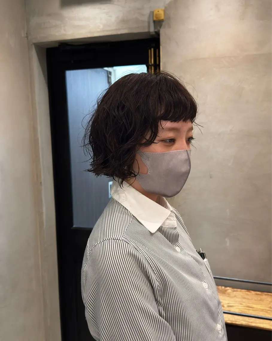 ショート ボブレイヤー ボブ レイヤーカット オン眉 カット パーマ トリートメント ボブ/レイヤー/パー マ/立川/KOKIのヘアスタイル