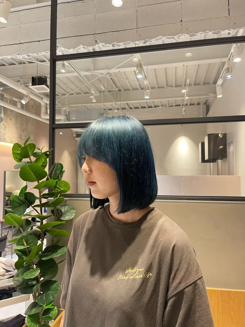 ショート カラー 城間 晴人のヘアスタイル