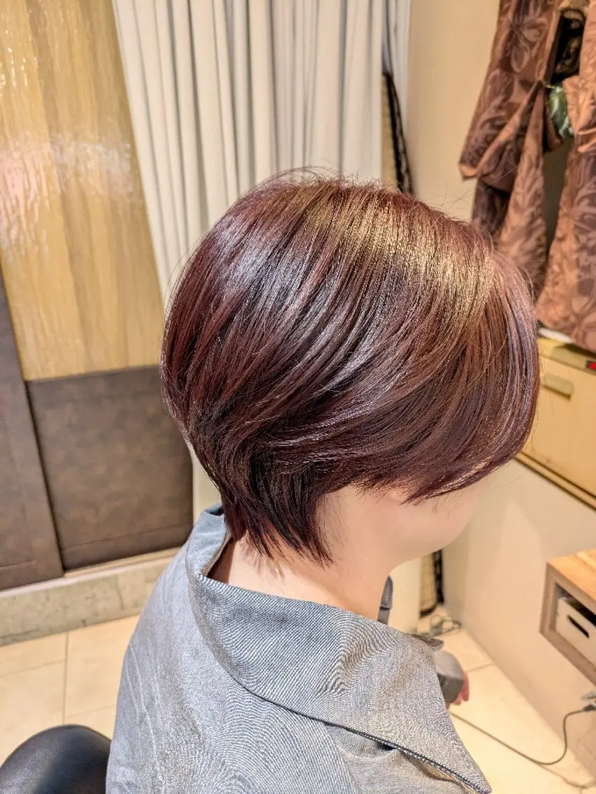 ショート ハンサムショート ショートヘア 塚原 友紀子のヘアスタイル