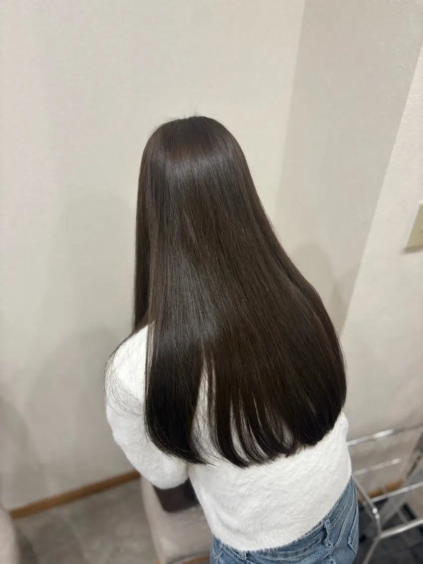 ロング カラー ダークグレー ダークグレージュ グレージュ ヘアカラー CHISAKI 🎀のヘアスタイル