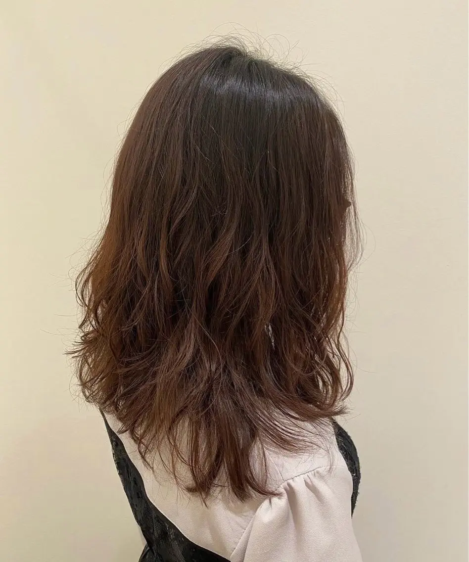 ミディアム パーマ カット パーマ トリートメント ママ美容師 Tsuchiyaのヘアスタイル