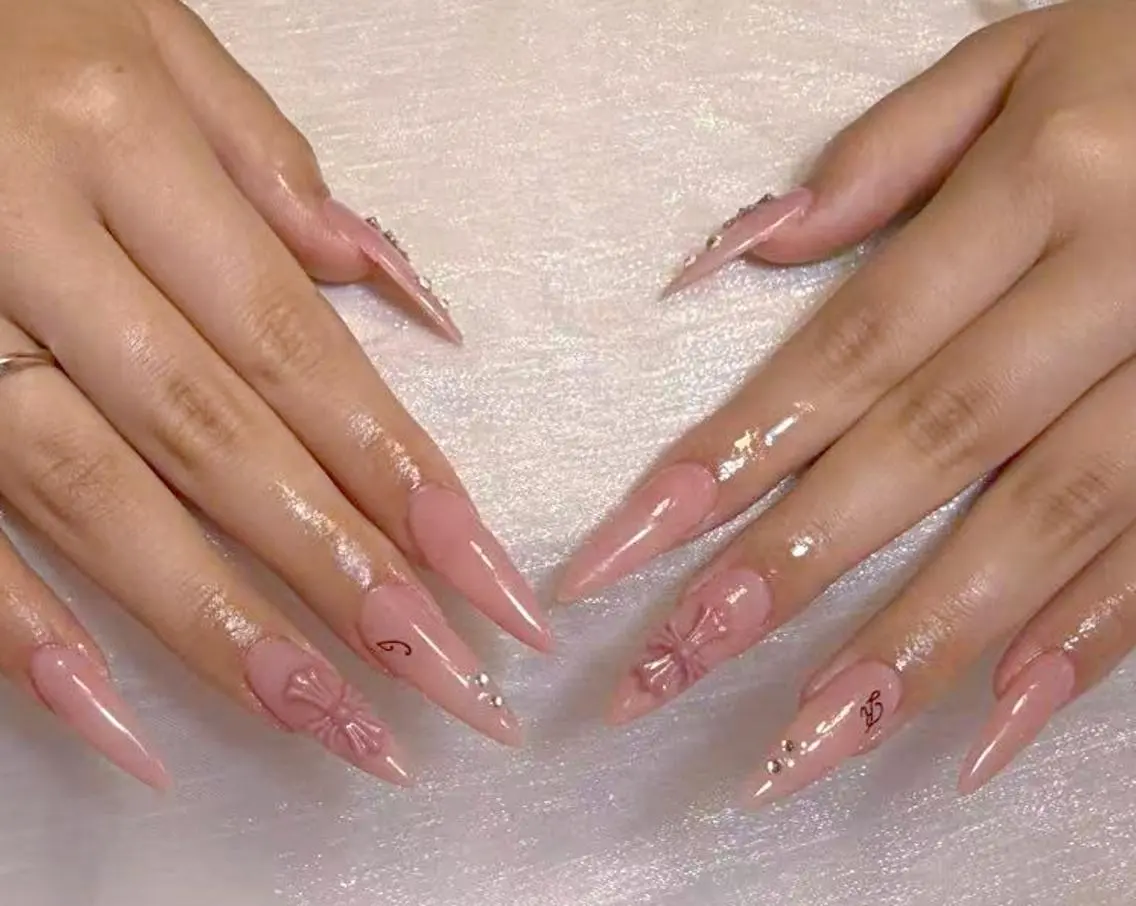 ネイル 星野 未来のネイルデザイン