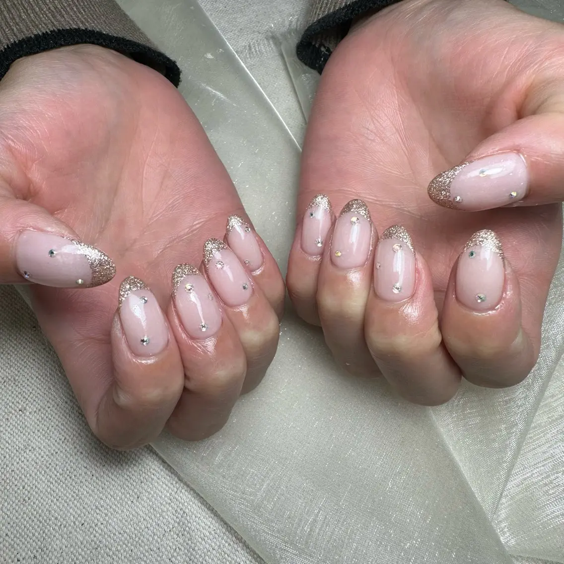 ネイル ハンドネイル 里見 麗のネイルデザイン