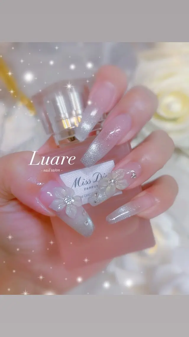 ネイル チークネイル ジェルネイル パラジェル ストーンネイル ハンドネイル NailSalon Luare 大阪本町のネイルデザイン