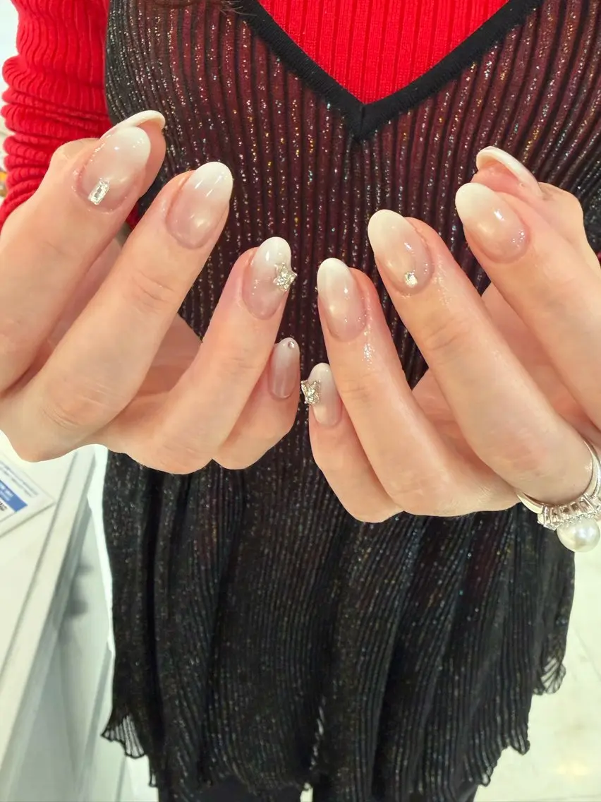 ネイル Salondevi2 isanaのネイルデザイン