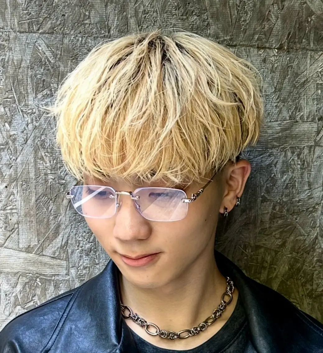 ショート パーマ メンズ カット パーマ 岩城 滉成のヘアスタイル