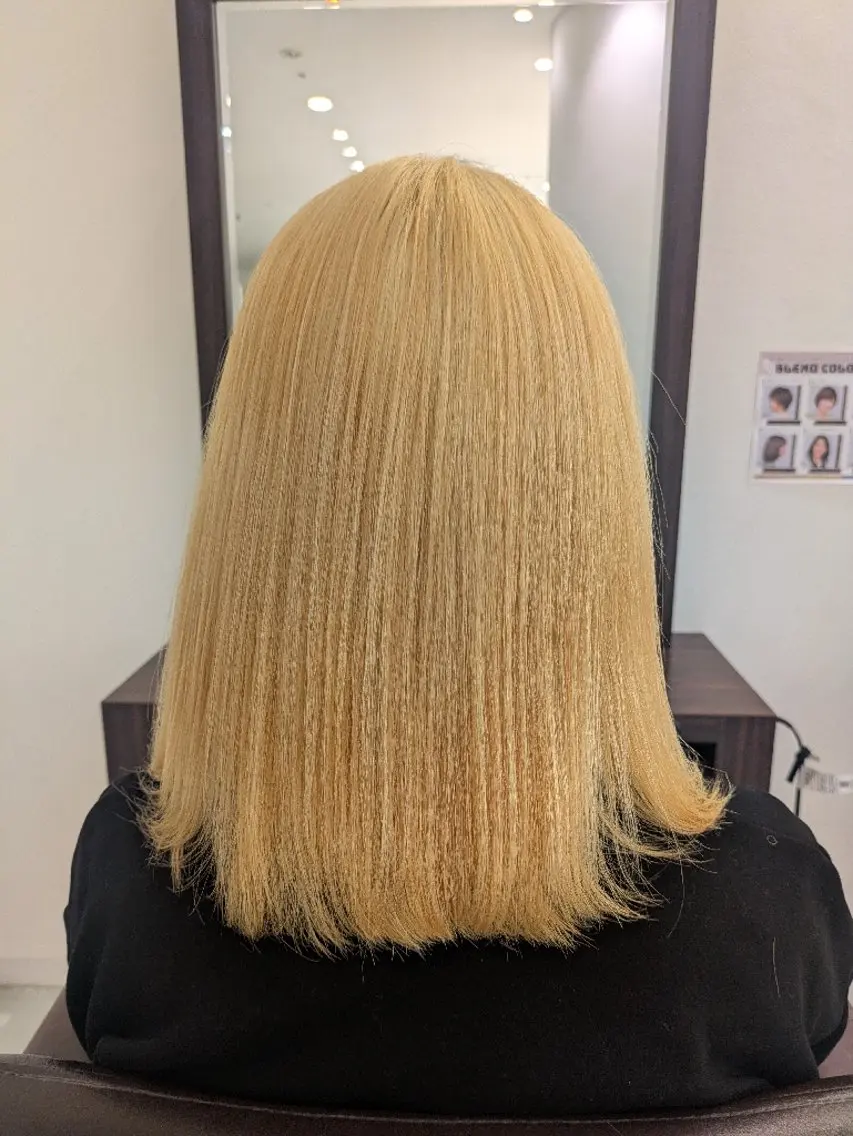 ミディアム カラー ブリーチ ヘアカラー トリートメント Ryu/ハイトーン/ レイヤーカットのヘアスタイル