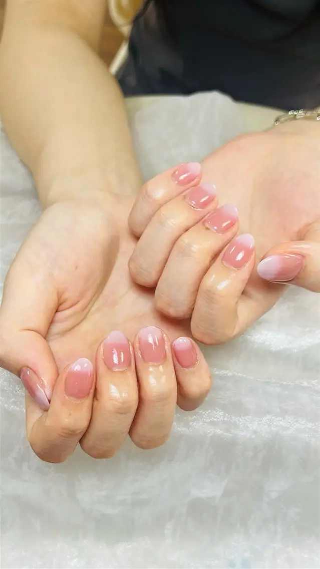 ネイル アートネイル チークネイル 長さ出し フレンチネイル ジェルネイル ハンドネイル 🦋new Nail🦋ニノのネイルデザイン