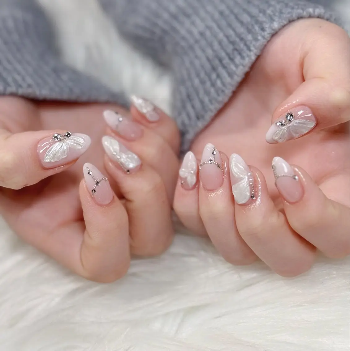ネイル オーロラネイル チークネイル フットネイル フレンチネイル ジェルネイル ハンドネイル Nichi Nailsのネイルデザイン