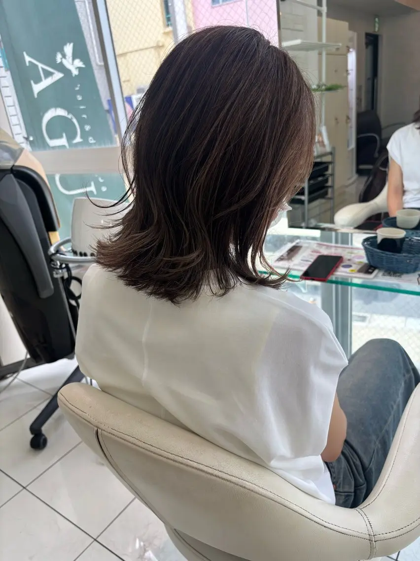 ミディアム カット ヘアカラー ブリーチ透明感カラー /レイヤー👗しずかのヘアスタイル