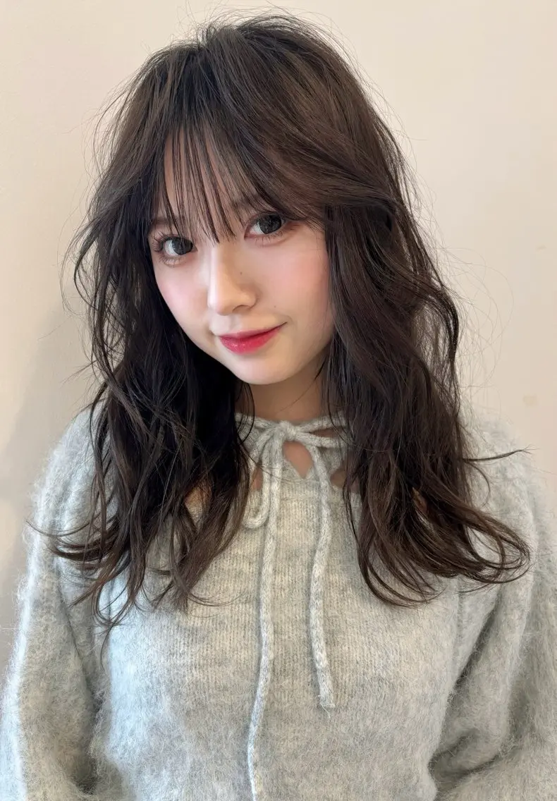 ロング レイヤーカット/ 透明感カラー🤍楓のヘアスタイル