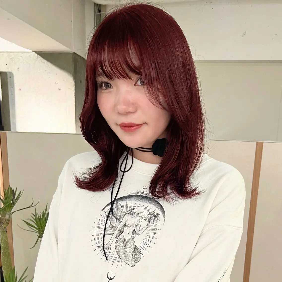 ミディアム カラー カシス 透明感カラー レッドカラー カット ヘアカラー トリートメント レイヤー/縮毛矯正/ 暖色/mao🎀のヘアスタイル