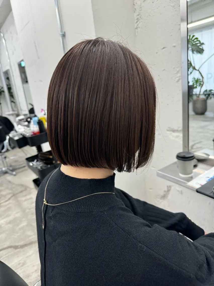 カット＋ナチュラル透明感カラーの写真