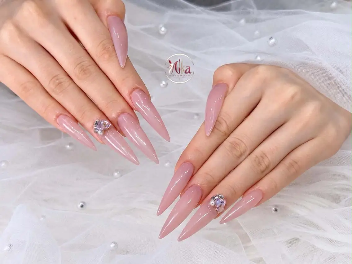 ロング ハンドネイル MIKA nail salonのネイルデザイン