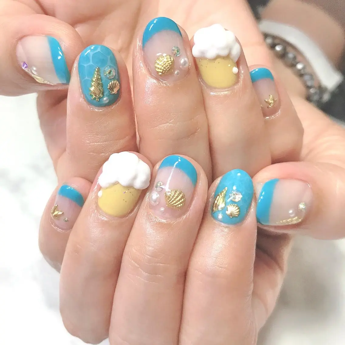 ネイル アートネイル フレンチネイル 持ち込み 夏ネイル ステラ marikominoのネイルデザイン