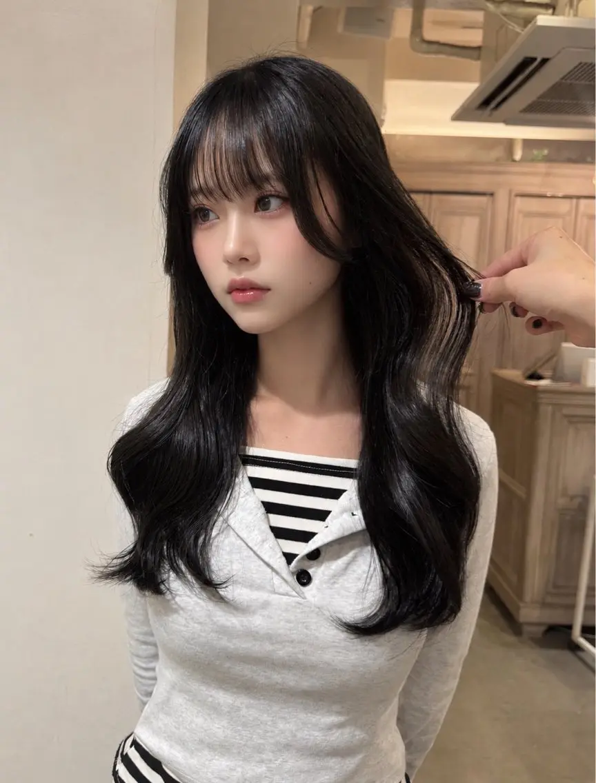 ロング カット ヘアカラー トリートメント 山本 望華のヘアスタイル