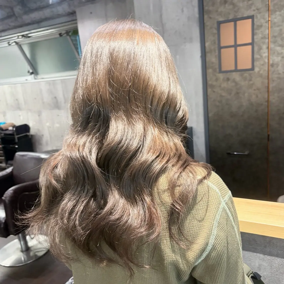 ロング 💙透明感カラー推し 🇰🇷ココロ🦋のヘアスタイル