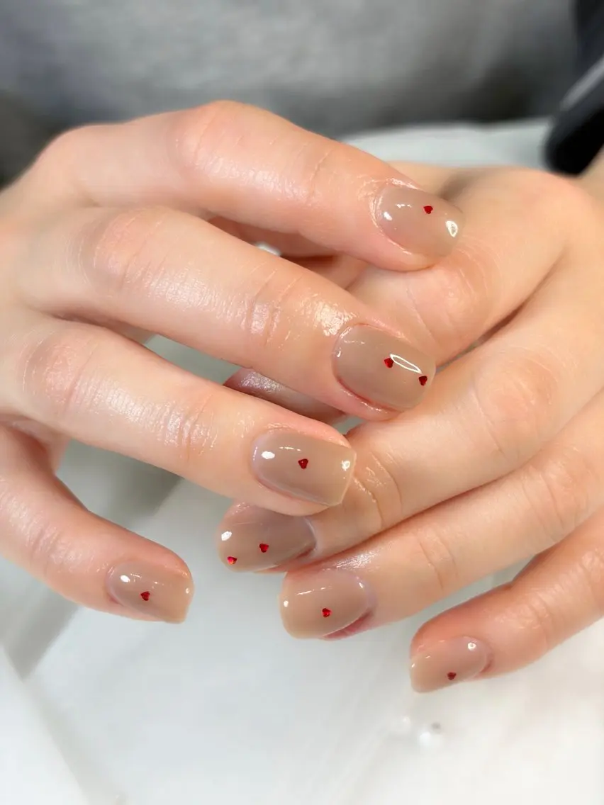 ネイル ハート シンプルネイル バレンタイン ハンドネイル iro+ nailのネイルデザイン
