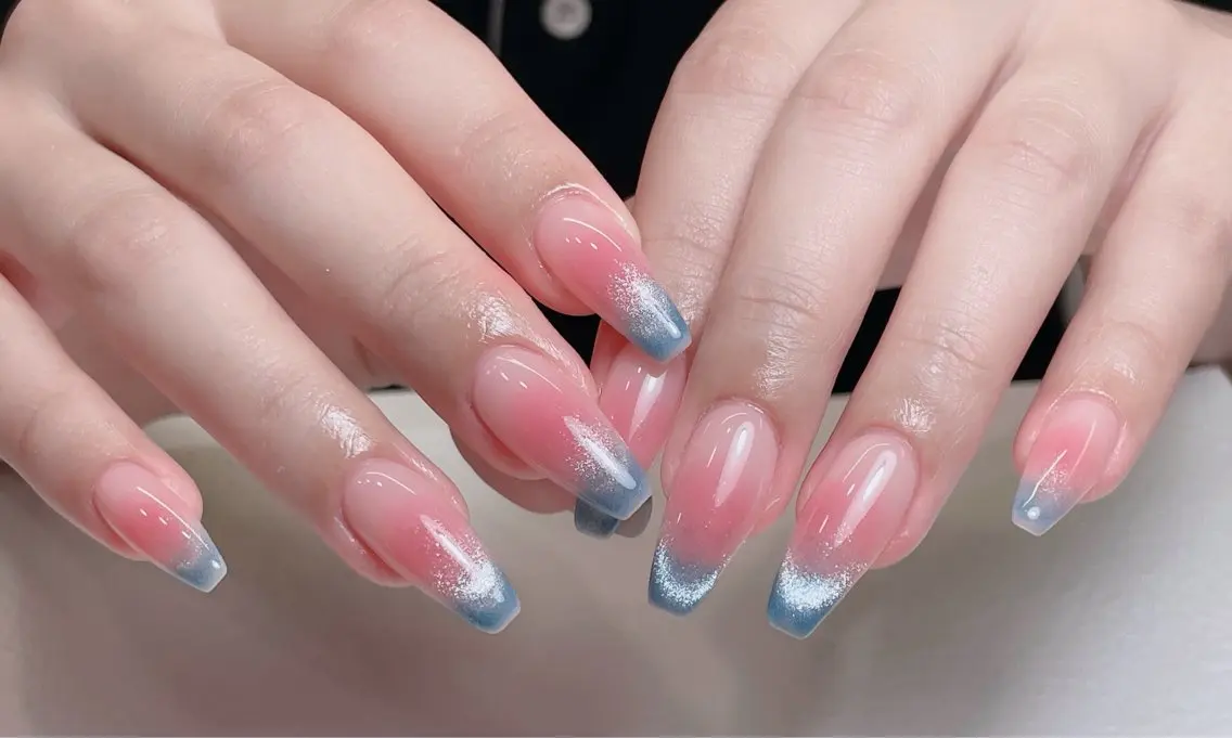 ネイル ボルドー ブラウン チークネイル 長さ出し フレンチネイル 中野駅から2分 MEO NAILのネイルデザイン