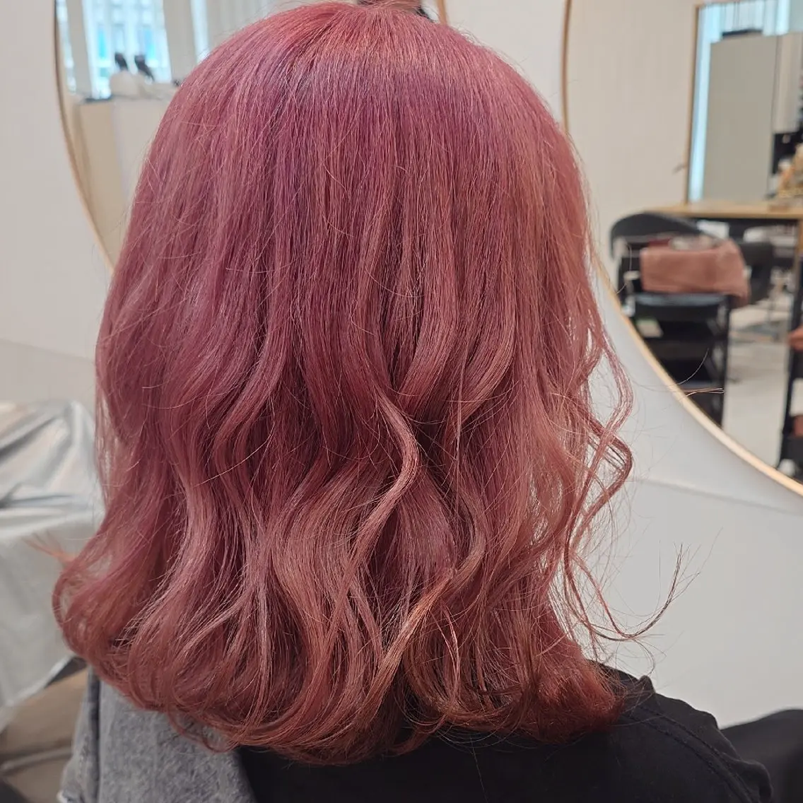 ミディアム カラー ブリーチ ダブルカラー カット ヘアカラー 東梅田/艶カラー/ 大貫一輝のヘアスタイル